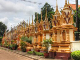 la cittadina di savannakhet in laos